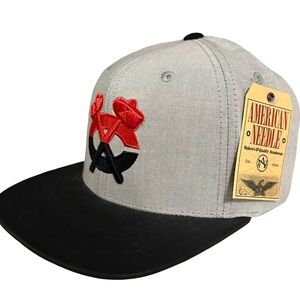 Chicago Blackhawks Vintage AMERICAN NEEDLE StrapBack Cap - OSFM
